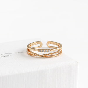 Phoebe Line Ring
