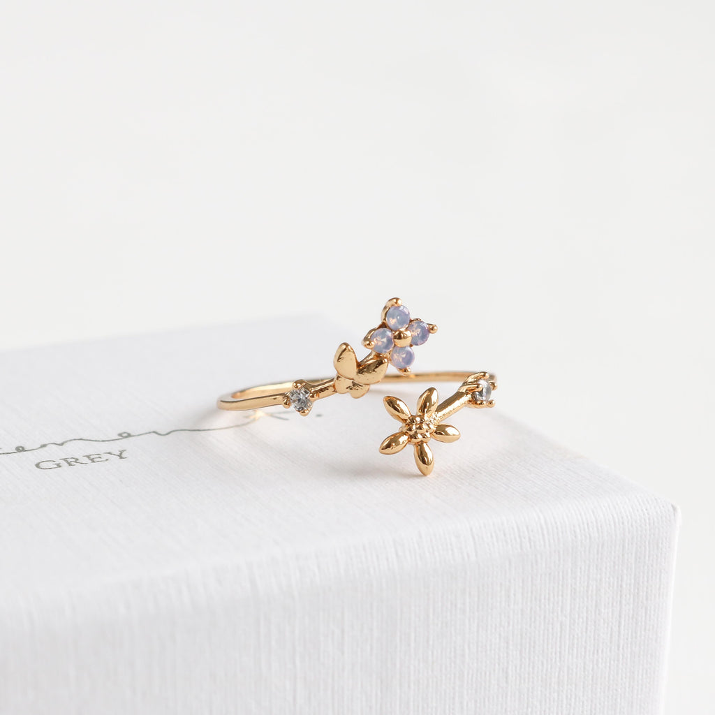Daisy Butterfly Blossom Ring
