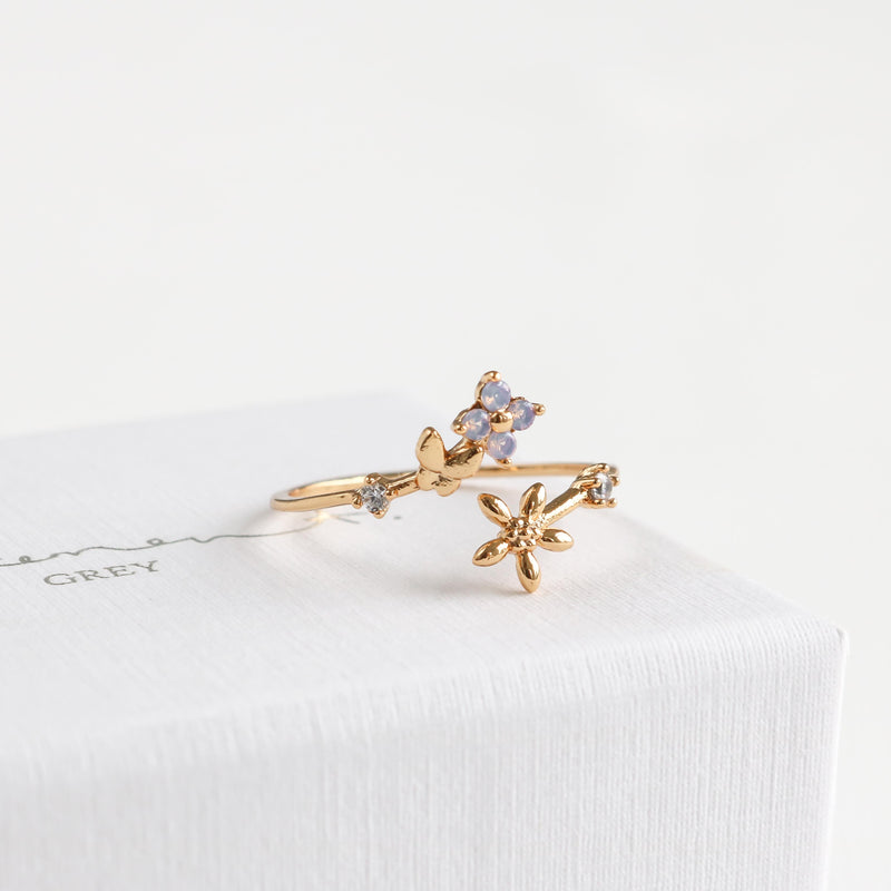 Daisy Butterfly Blossom Ring
