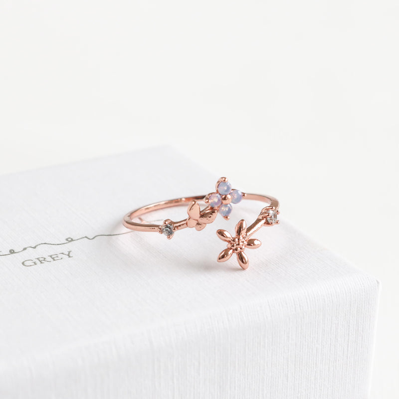 Daisy Butterfly Blossom Ring