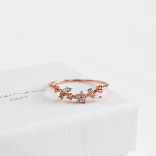 Victoria White Vine Ring