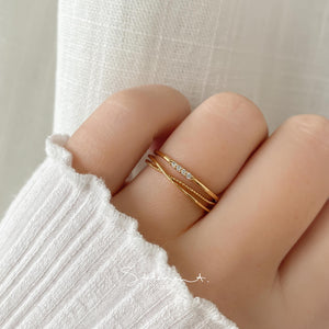 Phoebe Line Ring
