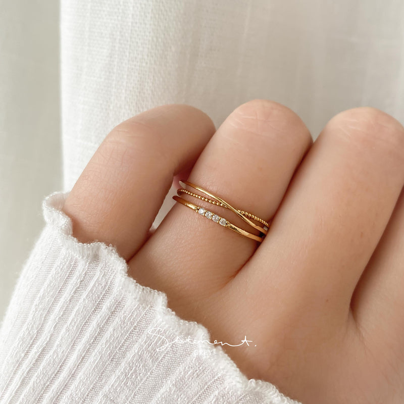 Phoebe Line Ring