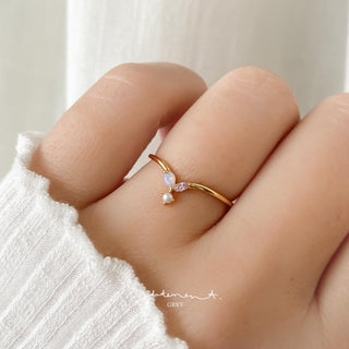 Verity Petal Pearl Ring