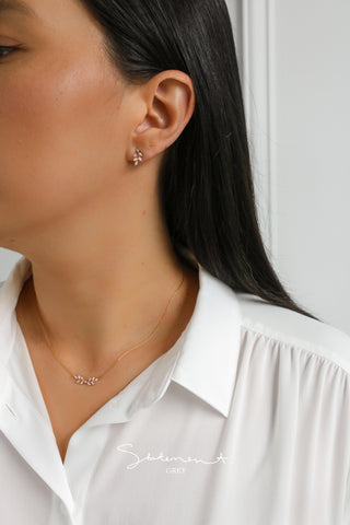 Petal-kissed Leaf Vine Necklace