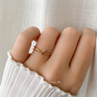 Spark Knot Ring