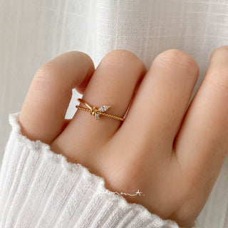 Spark Knot Ring
