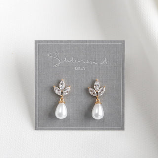 Aria Pearl Earrings