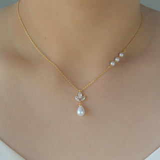 Kiki Backdrop Necklace