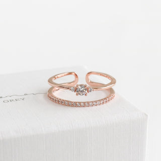 Laura Line Ring