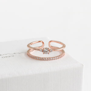 Laura Line Ring