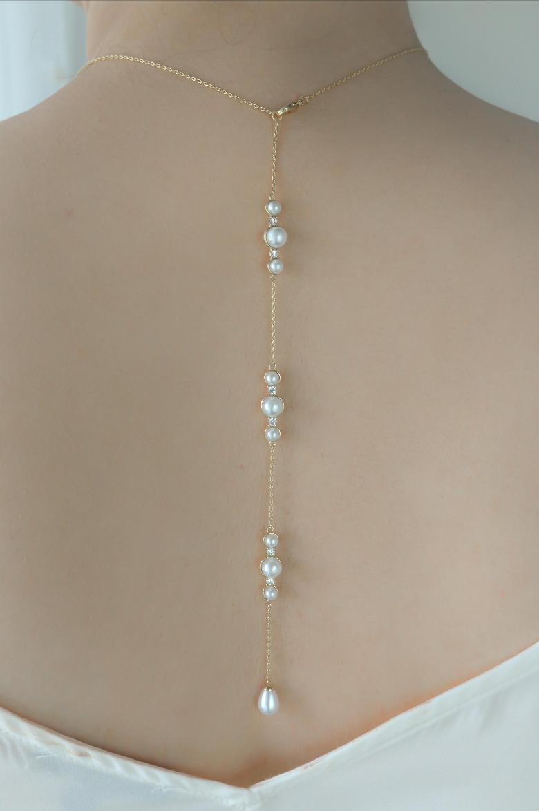 Nova Pearl Backdrop Necklace