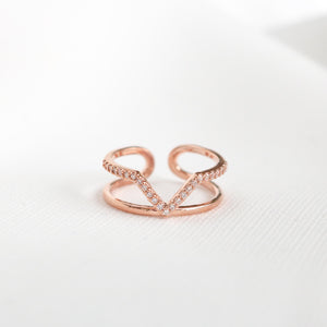 Willow Line Ring