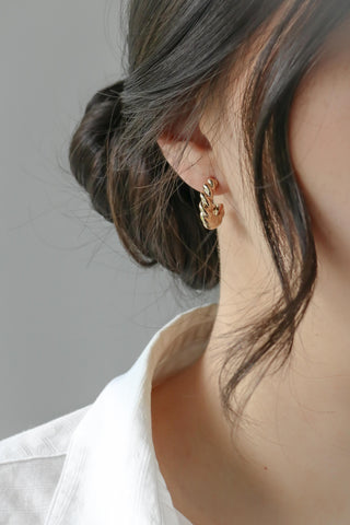 Hayden Hoop Earrings