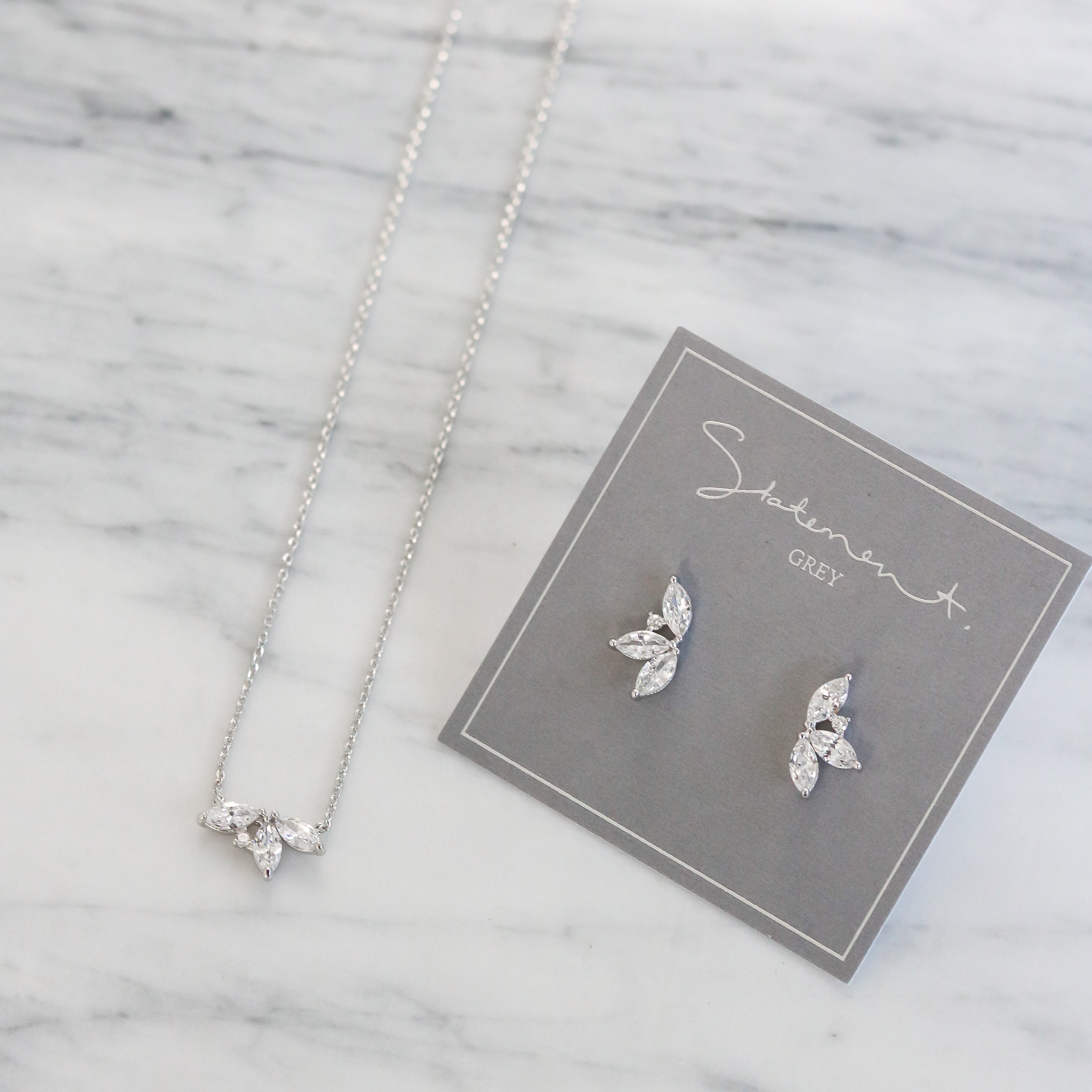 Sada Necklace – Statement Grey - Main Image